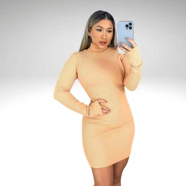 Vestido Manga Longa E Gola Alta